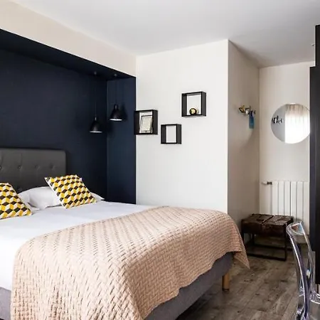 酒店 Du Poids Public Logis 圣费利克斯－洛拉盖