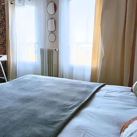 Hotel Du Poids Public Logis